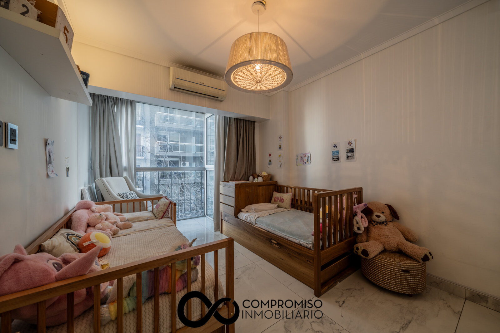 Venta. Departamento 5 Ambientes. Terraza, Quincho, Vista. 2 Cocheras. Palermo - 28