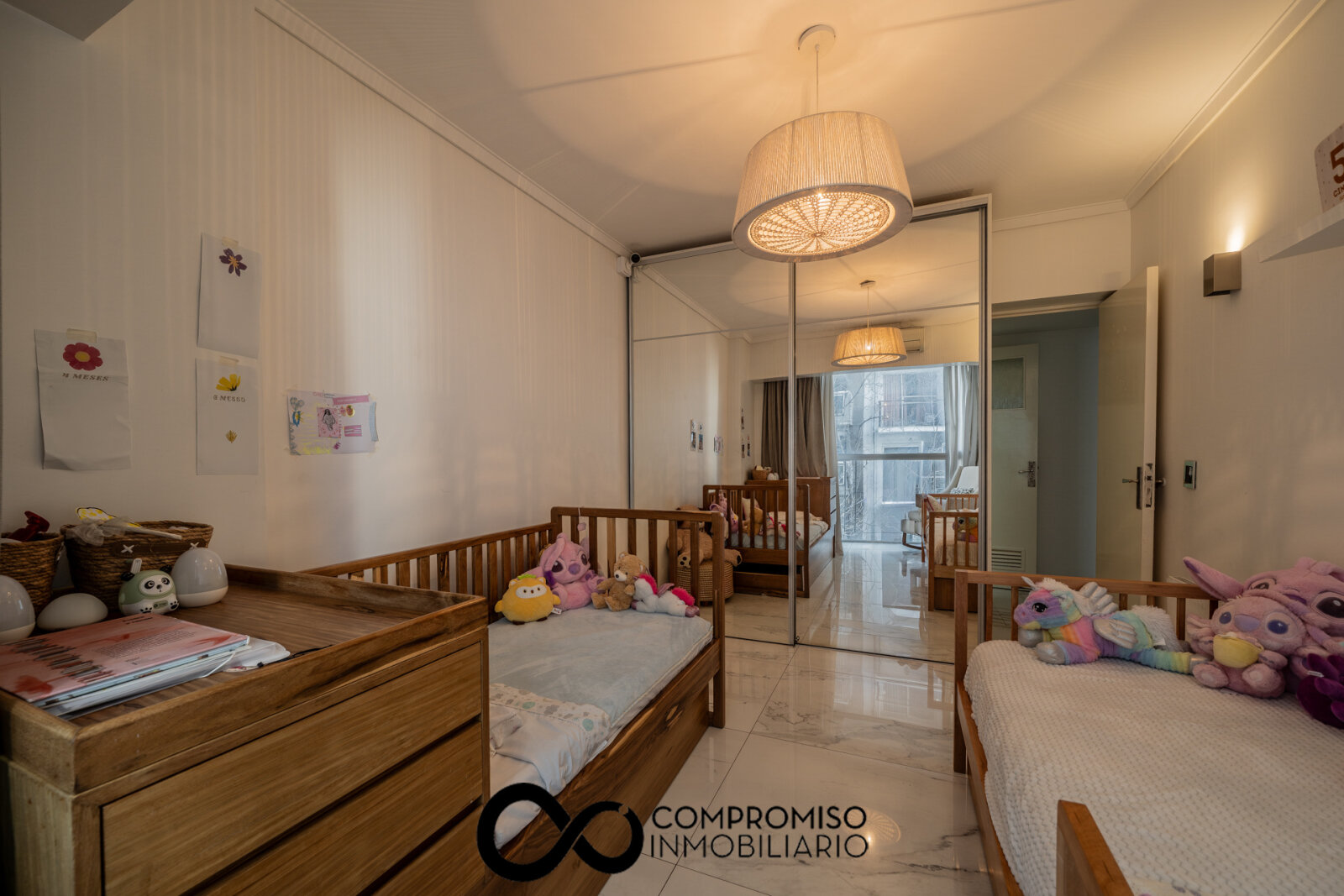 Venta. Departamento 5 Ambientes. Terraza, Quincho, Vista. 2 Cocheras. Palermo - 29