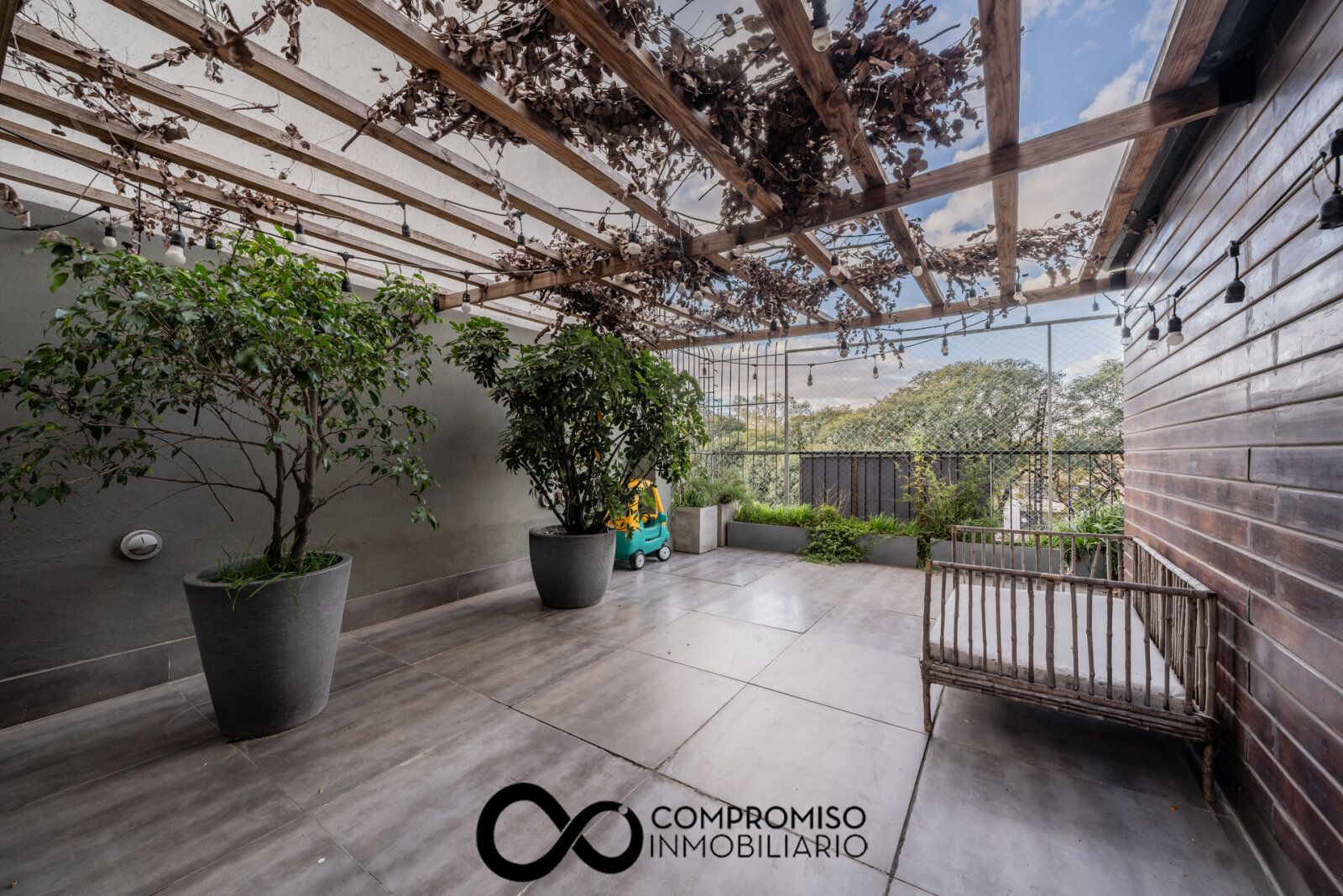Venta. Departamento 5 Ambientes. Terraza, Quincho, Vista. 2 Cocheras. Palermo — foto 2