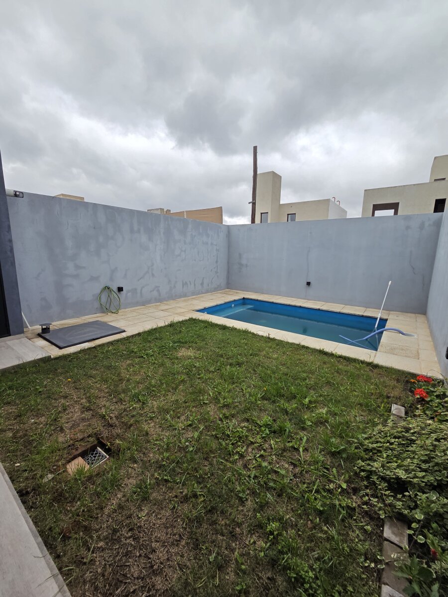 ALQUILER- DOCTA PARQUE- DUPLEX 3DORM- PISCINA- PATIO - Imagen 12