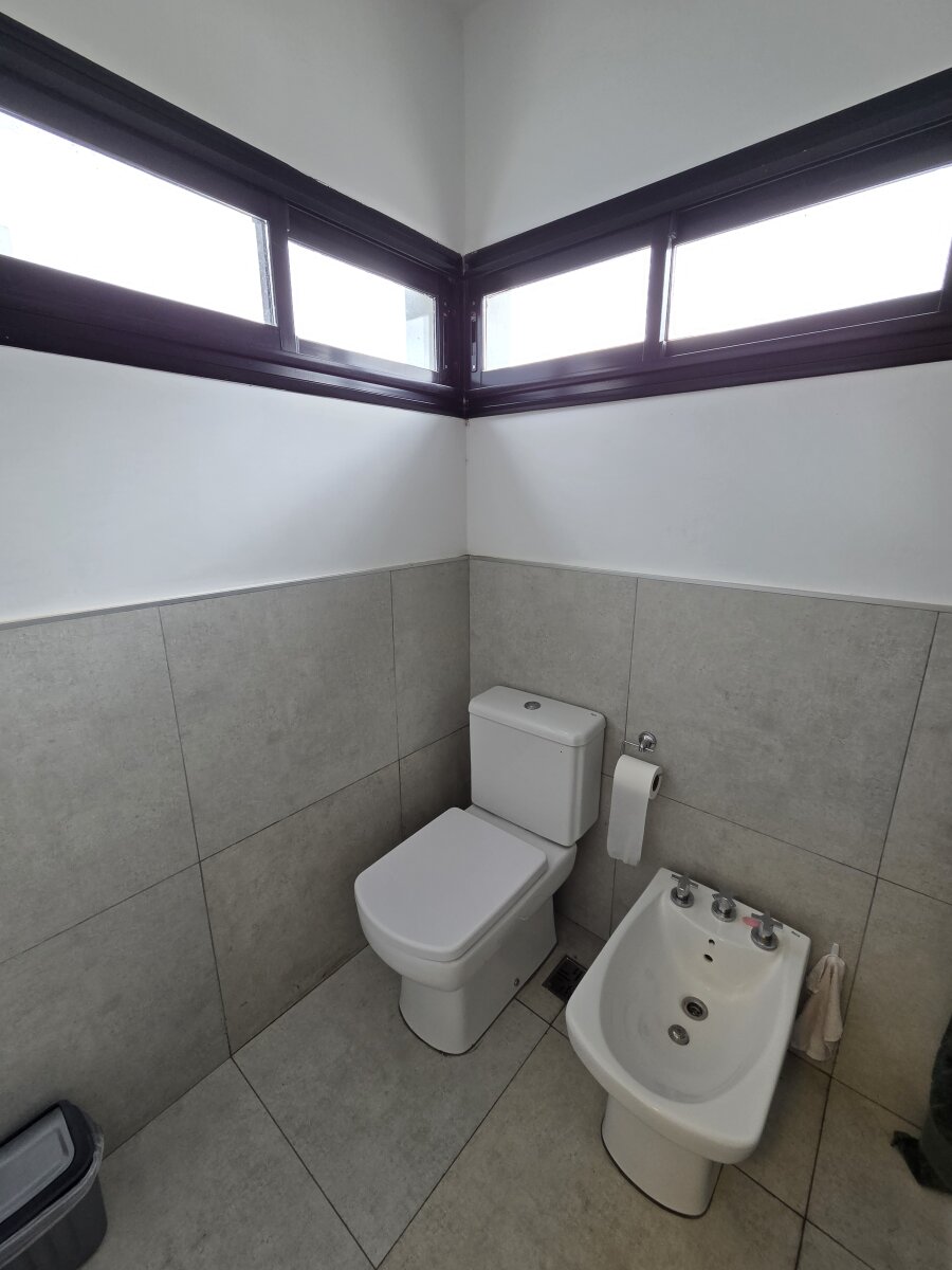 ALQUILER- DOCTA PARQUE- DUPLEX 3DORM- PISCINA- PATIO - Imagen 17