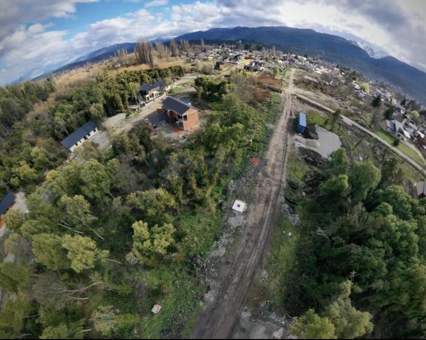 Lotes Planos en Venta en El Bolsón – Con Servicios y a 400m del Centro - 3