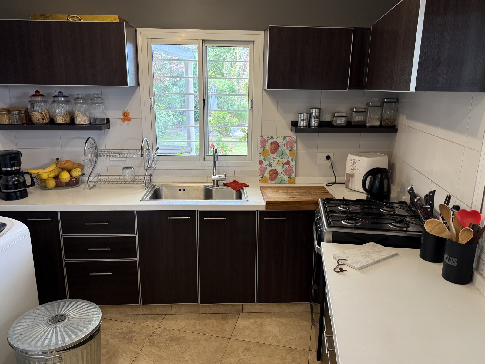 Casa con gran parque y pileta en Villa Rivera Indarte- 4 dorm, 3 baños, cochera techada — foto 14