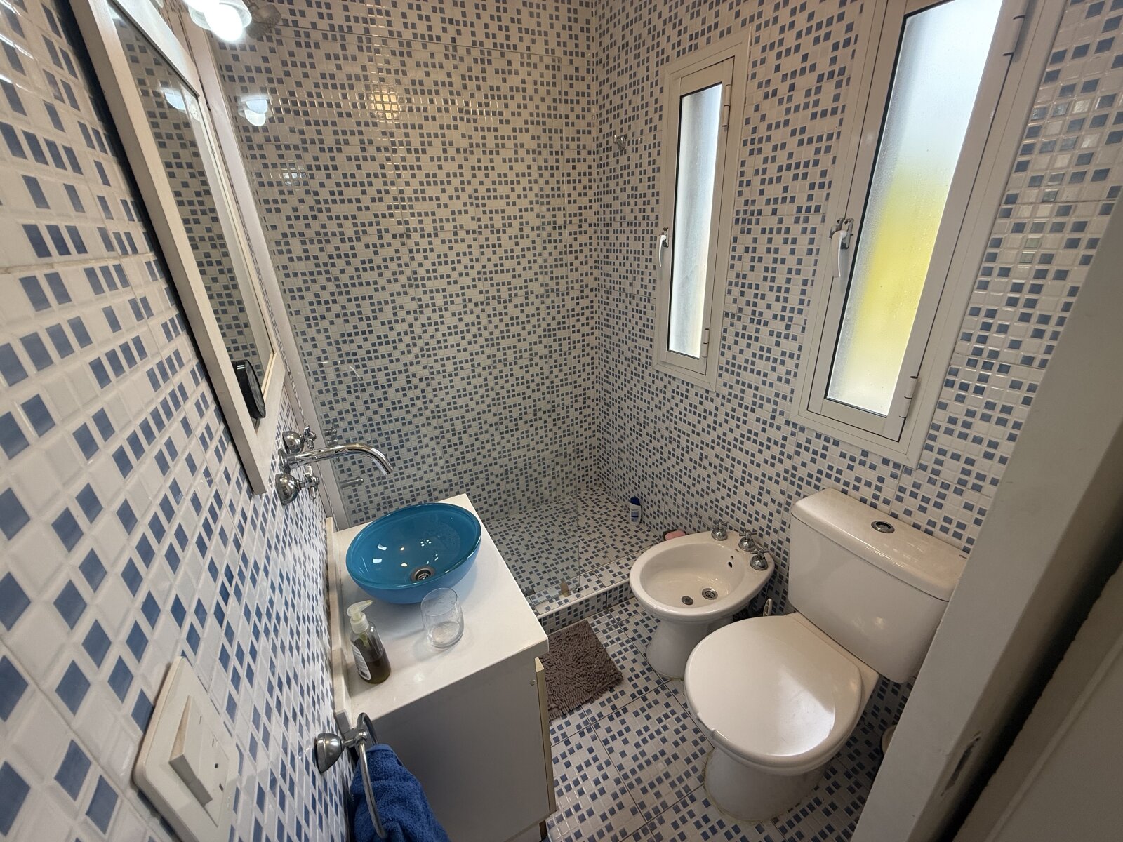 Casa con gran parque y pileta en Villa Rivera Indarte- 4 dorm, 3 baños, cochera techada - 40