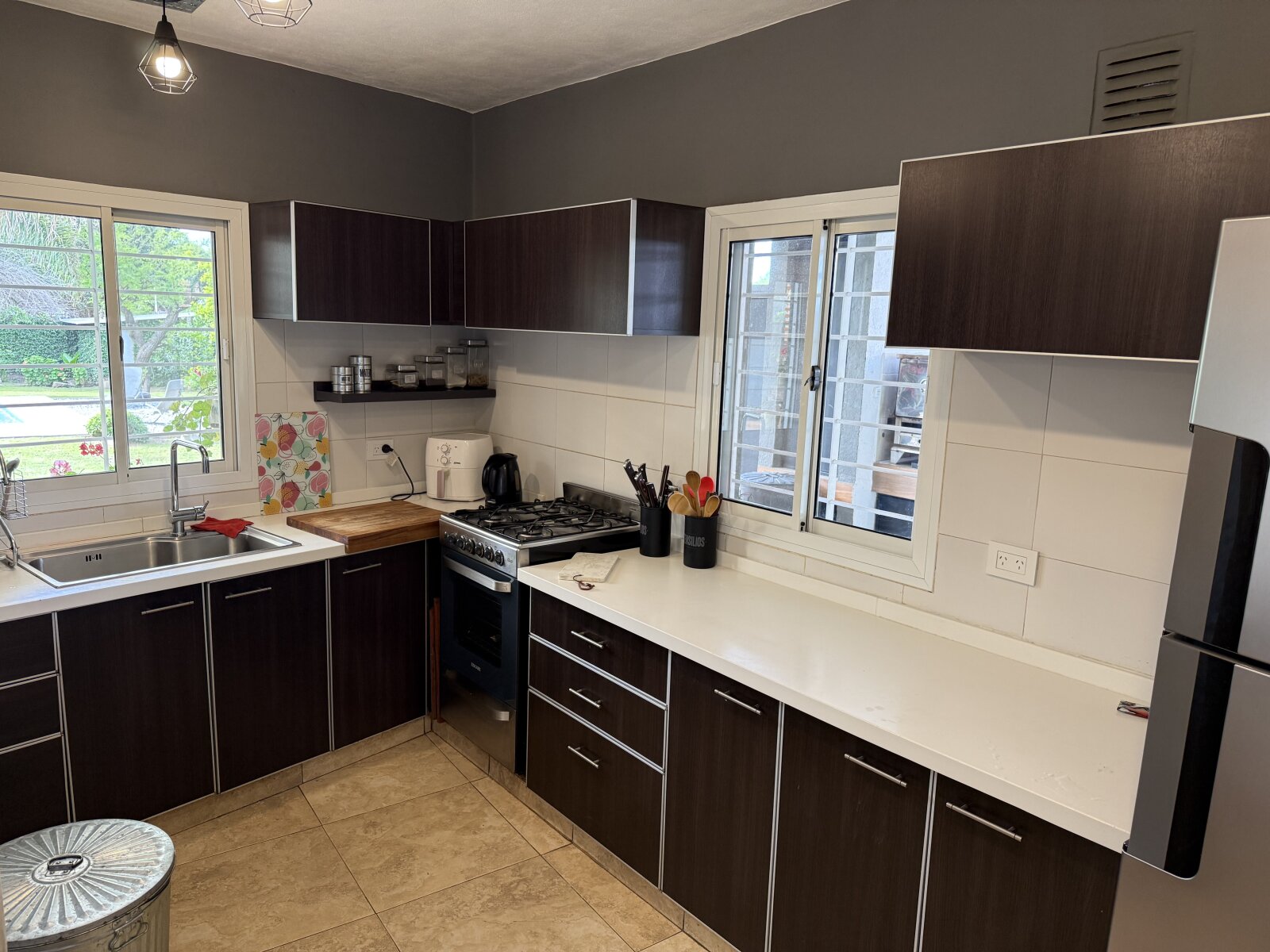 Casa con gran parque y pileta en Villa Rivera Indarte- 4 dorm, 3 baños, cochera techada — foto 12