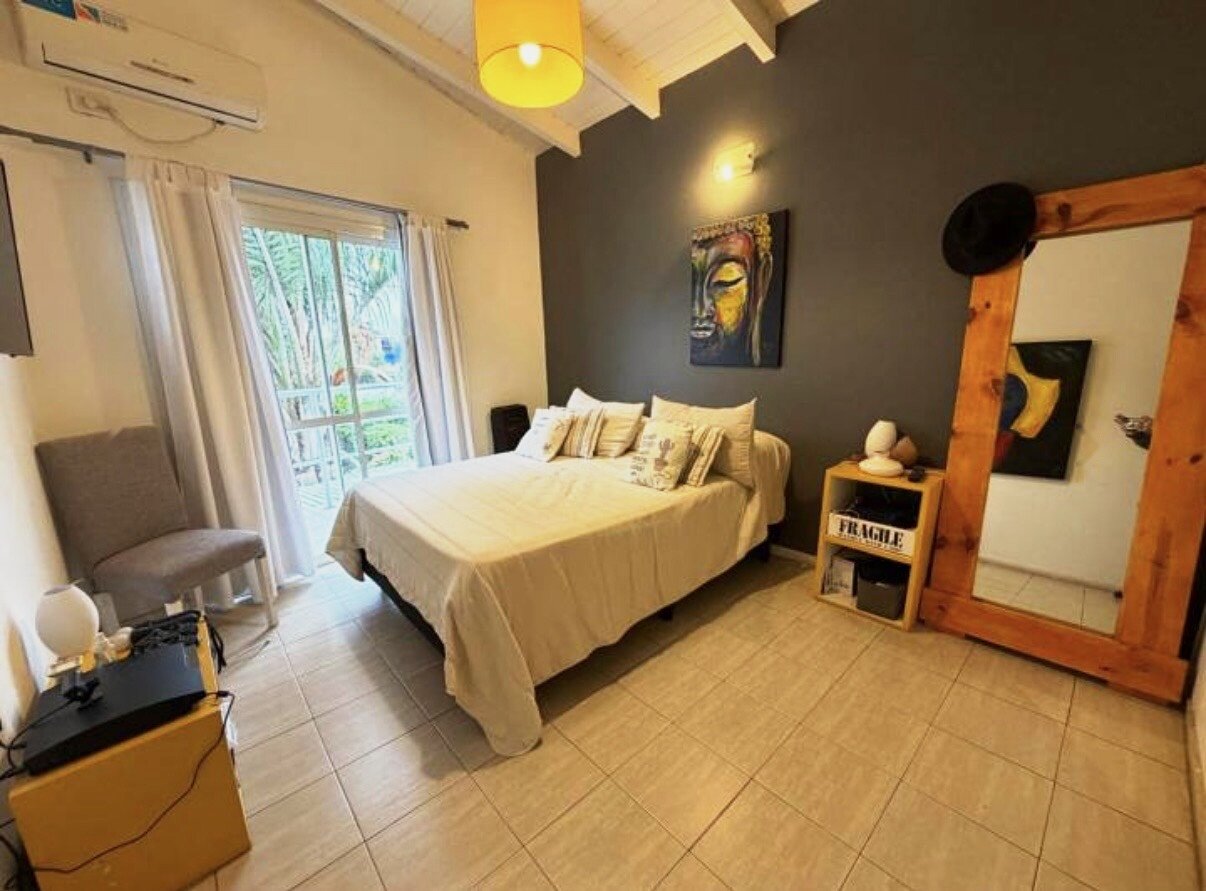 Casa con gran parque y pileta en Villa Rivera Indarte- 4 dorm, 3 baños, cochera techada - Imagen 30