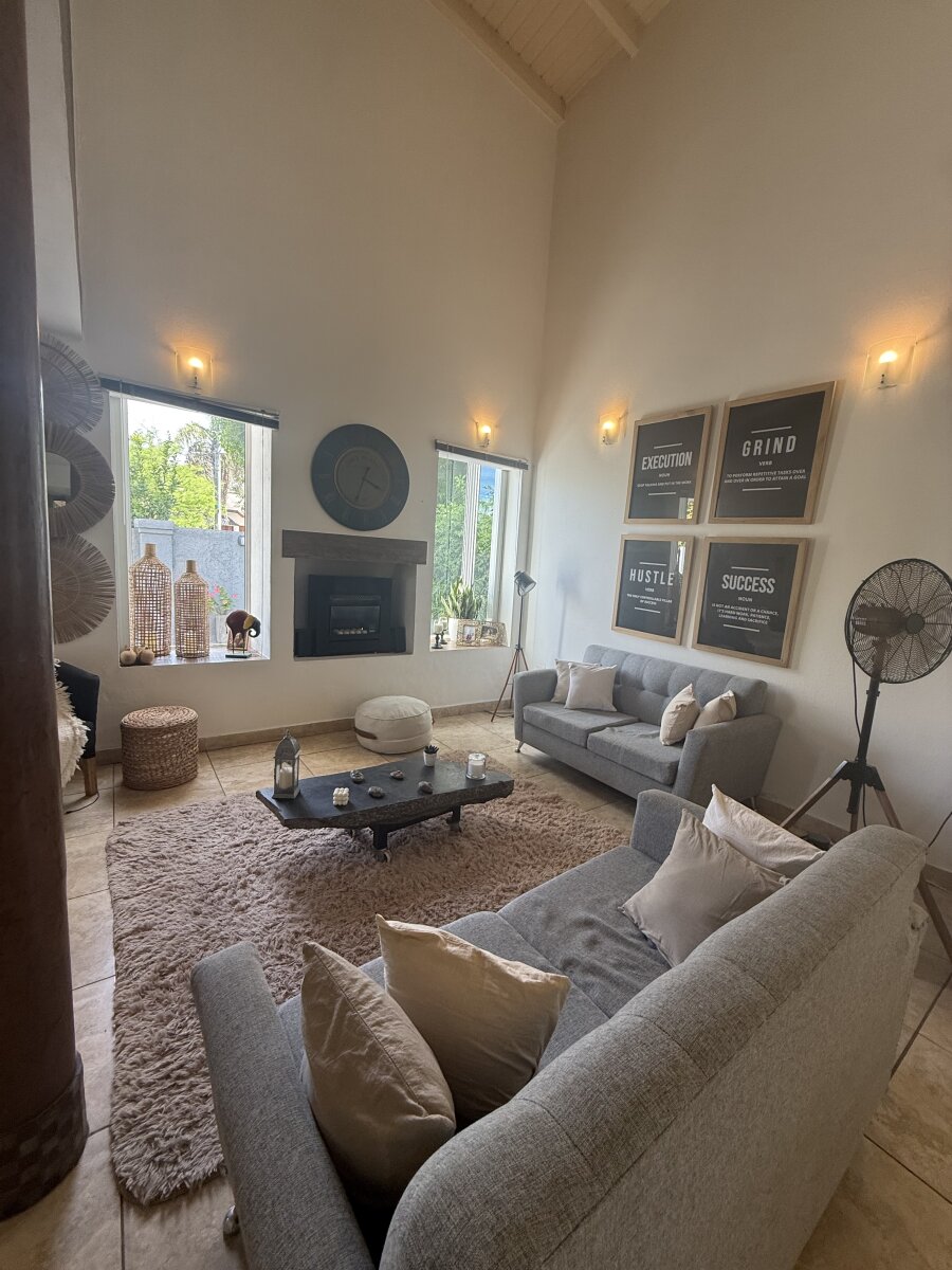 Casa con gran parque y pileta en Villa Rivera Indarte- 4 dorm, 3 baños, cochera techada — foto 6