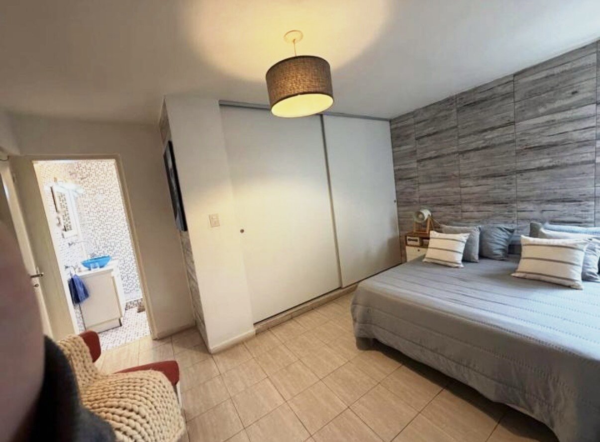 Casa con gran parque y pileta en Villa Rivera Indarte- 4 dorm, 3 baños, cochera techada - Imagen 24