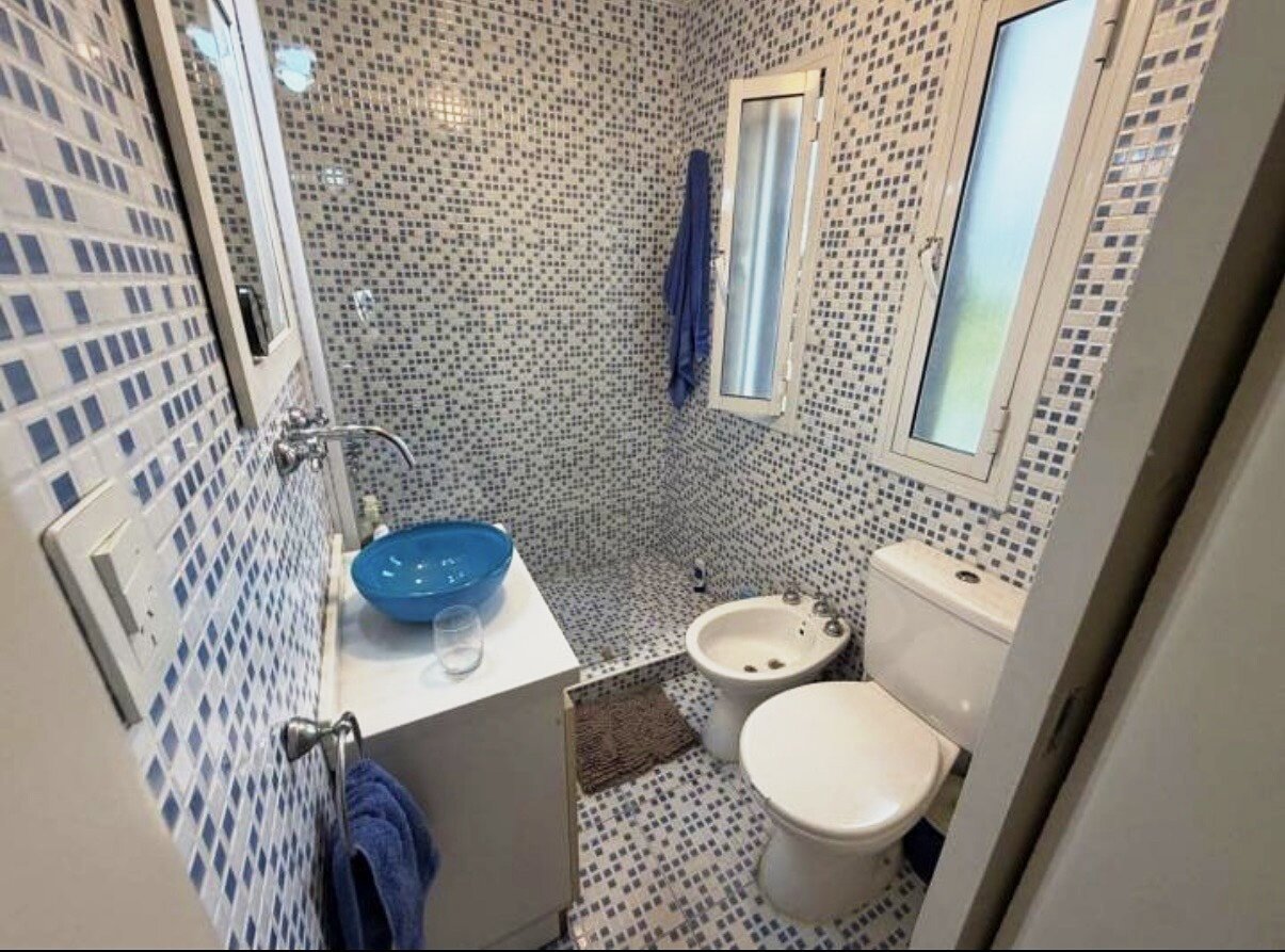Casa con gran parque y pileta en Villa Rivera Indarte- 4 dorm, 3 baños, cochera techada - Imagen 25