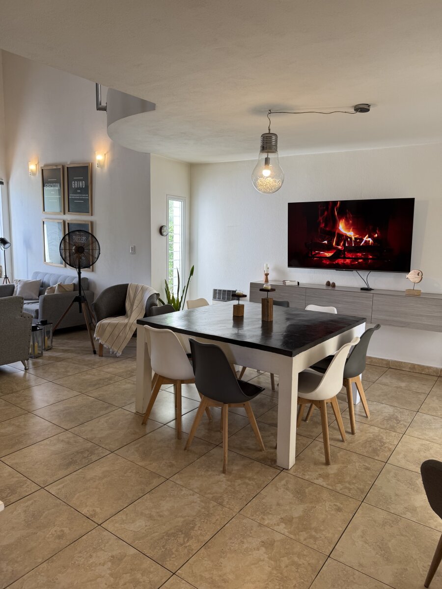 Casa con gran parque y pileta en Villa Rivera Indarte- 4 dorm, 3 baños, cochera techada — foto 10
