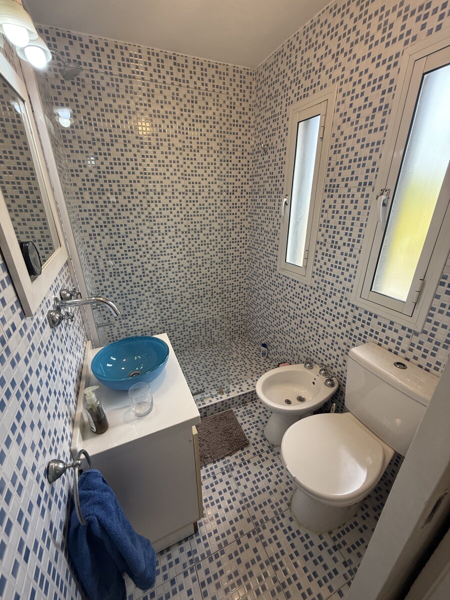 Casa con gran parque y pileta en Villa Rivera Indarte- 4 dorm, 3 baños, cochera techada - 41