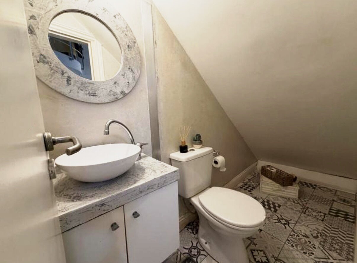 Casa con gran parque y pileta en Villa Rivera Indarte- 4 dorm, 3 baños, cochera techada - Imagen 8