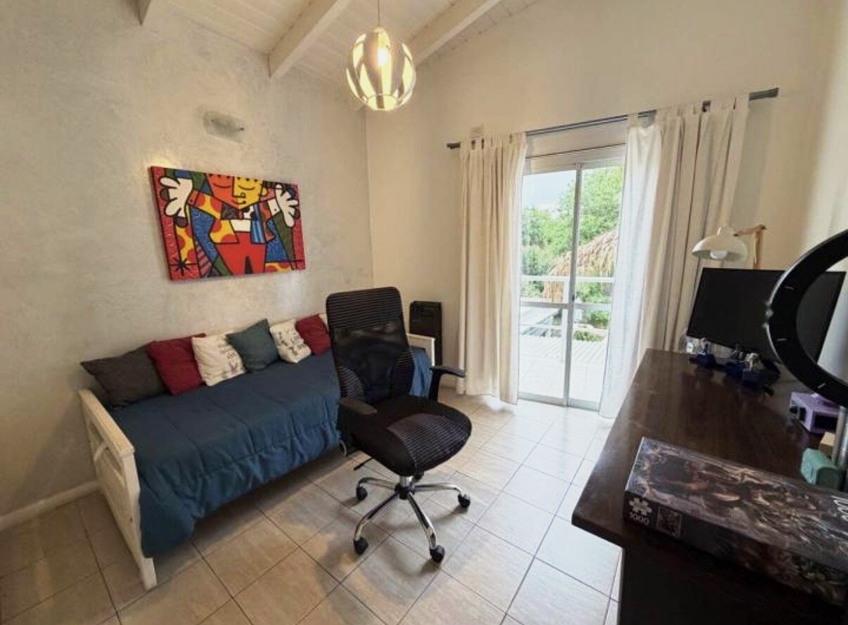 Casa con gran parque y pileta en Villa Rivera Indarte- 4 dorm, 3 baños, cochera techada - Imagen 34