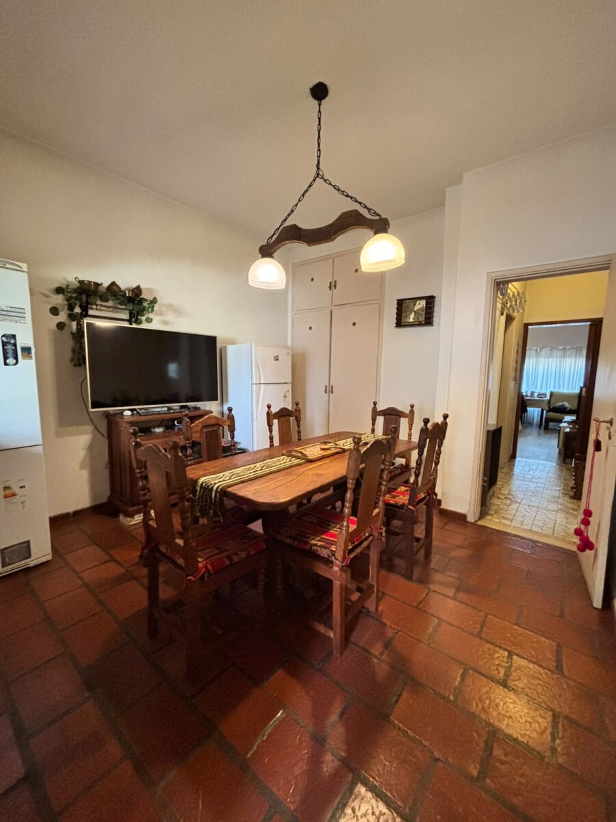 Casa 4 ambientes con pileta y parrilla en venta en Castelar Sur - 24