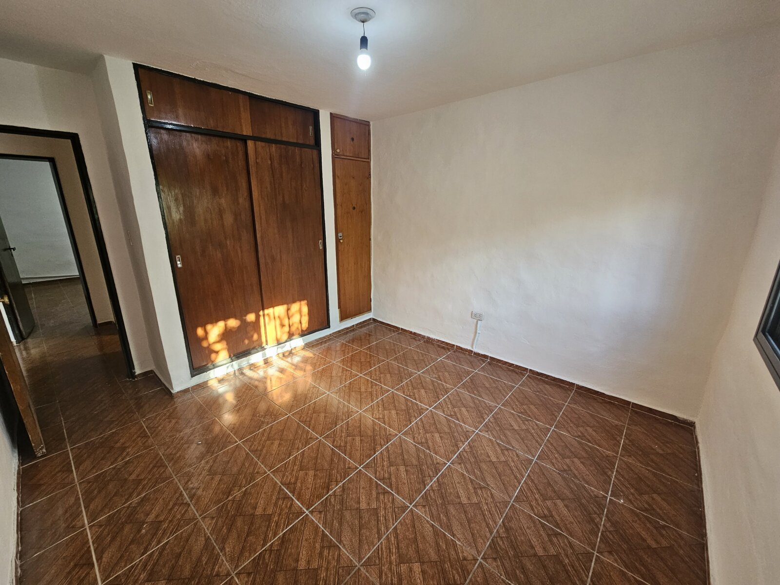 Casa amplia y con patio en Parque Capital - Imagen 12