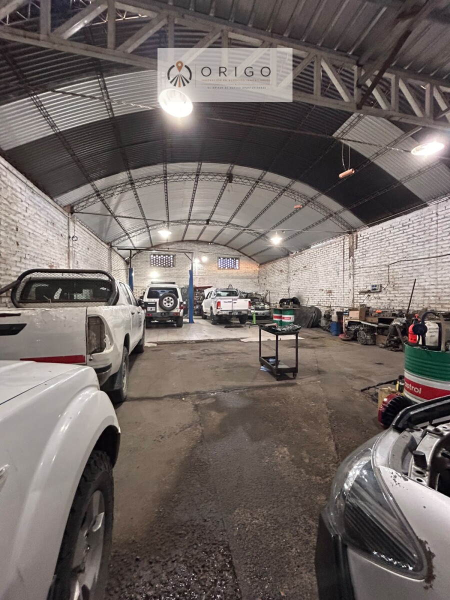 GALPON CON OFICINAS EN GUAYMALLEN - 6