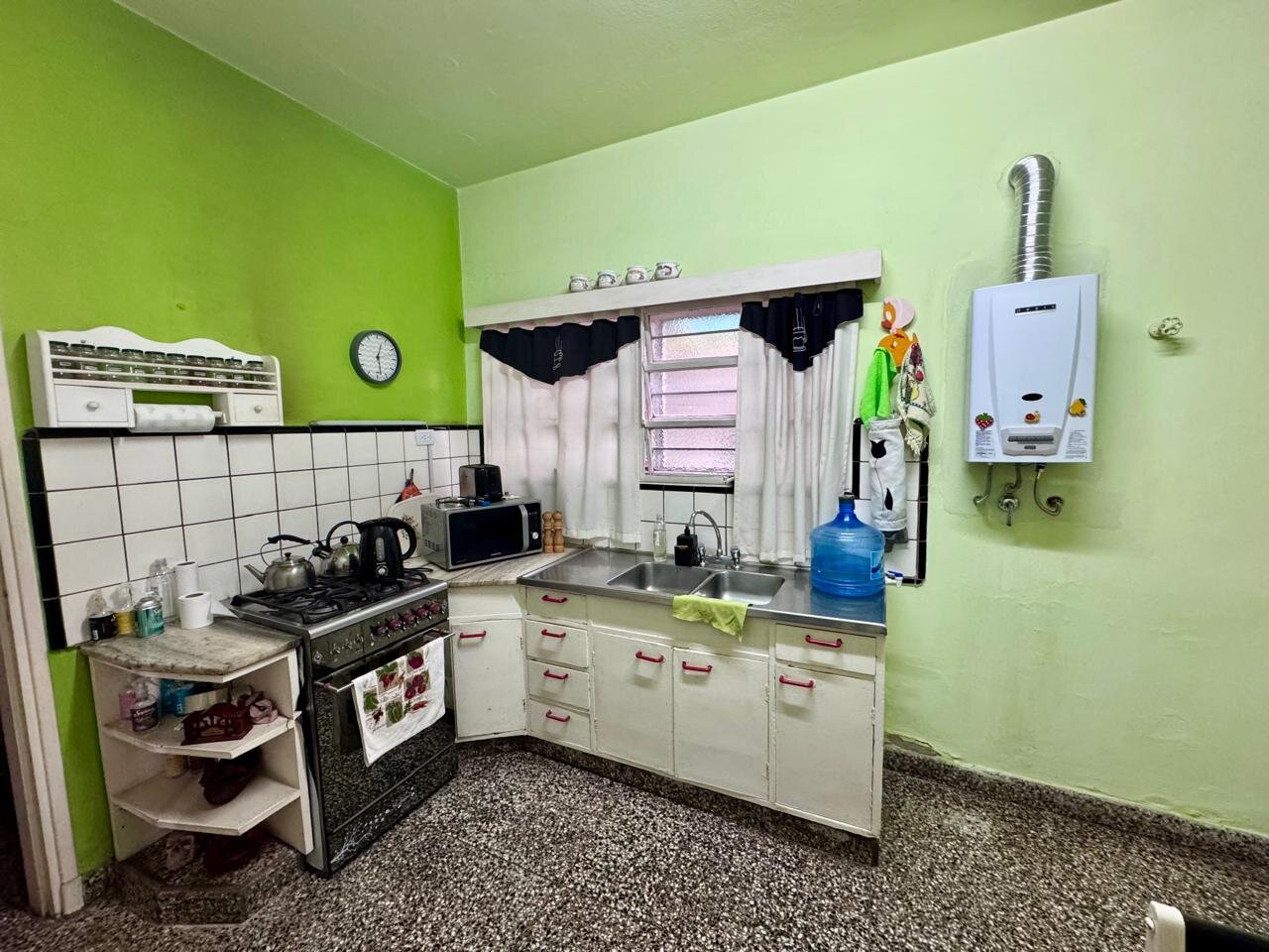 VENDO CASA EN GÜEMES - Imagen 8