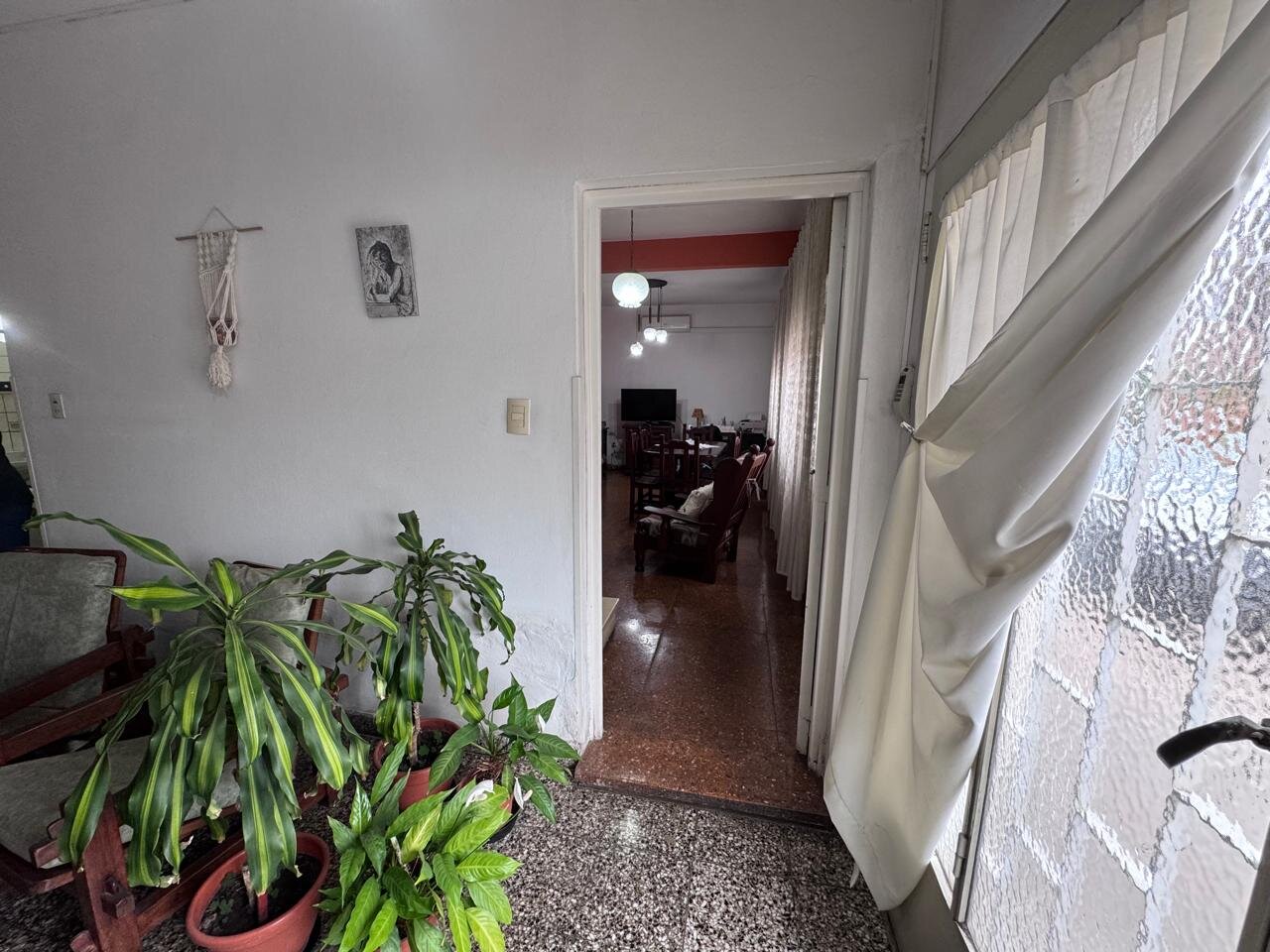 VENDO CASA EN GÜEMES - Imagen 2