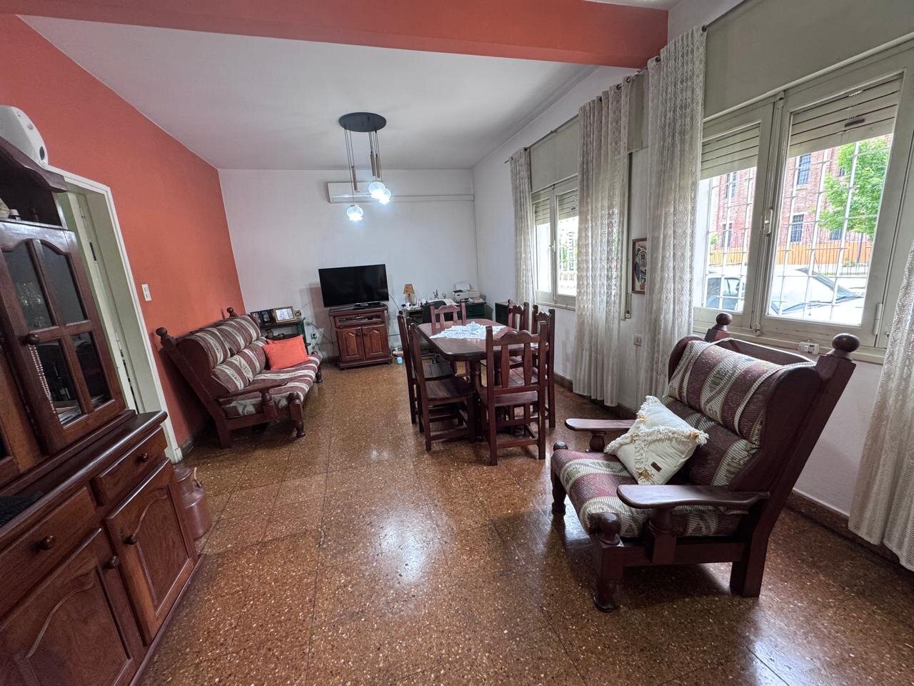 VENDO CASA EN GÜEMES - Imagen 6