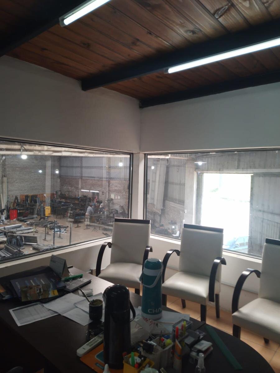 Galpón con oficinas sobre Circunvalación - Juan Manuel de Rosas 6300 - 7