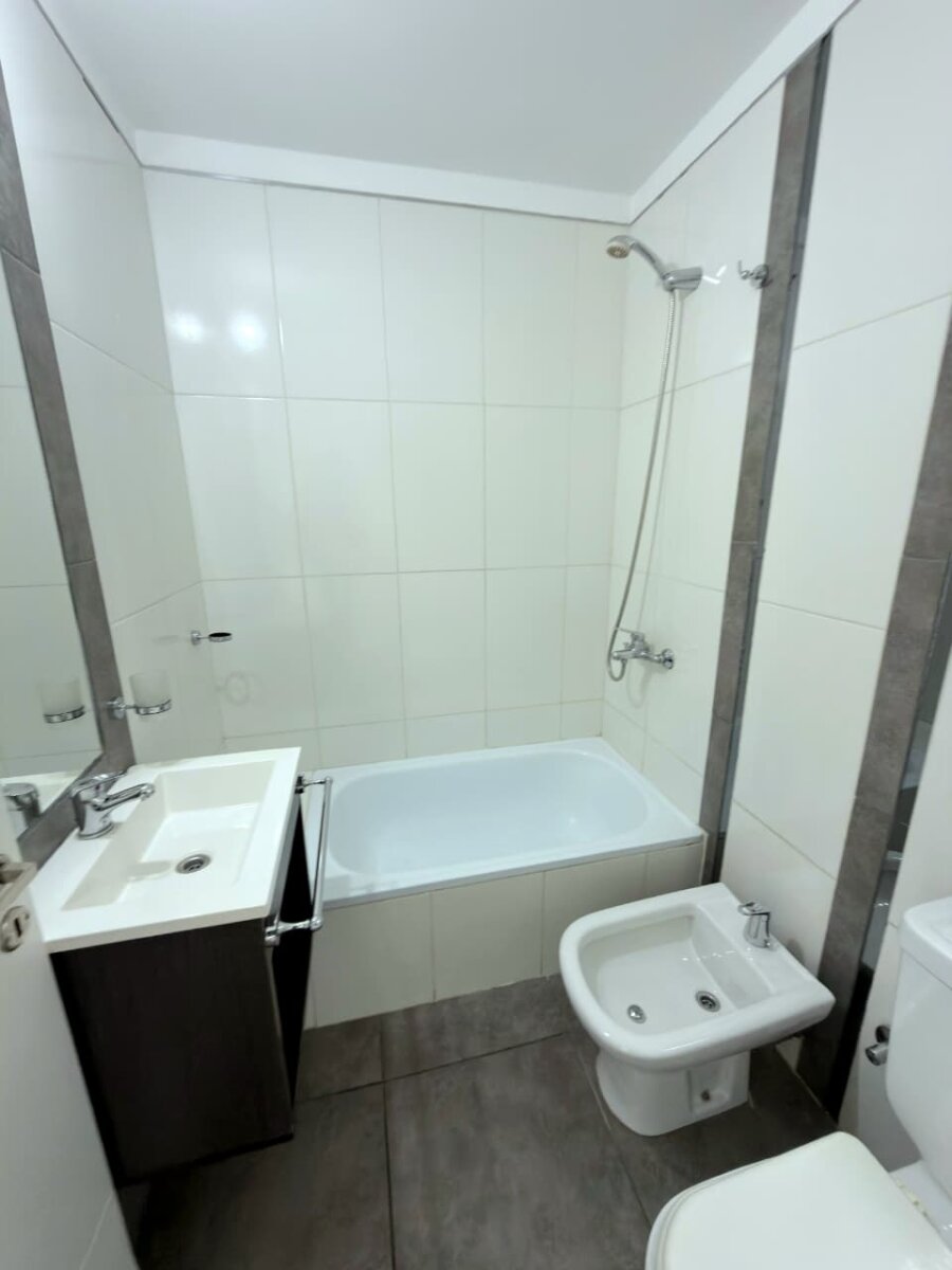 VENTA DEPTO Bº ALBERDI - Imagen 5
