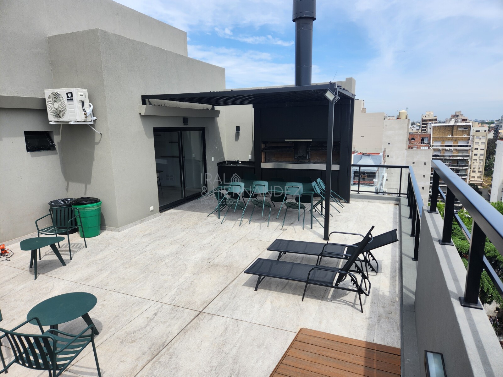 Alquiler departamento de 2 ambientes con cochera en Villa Urquiza — foto 2