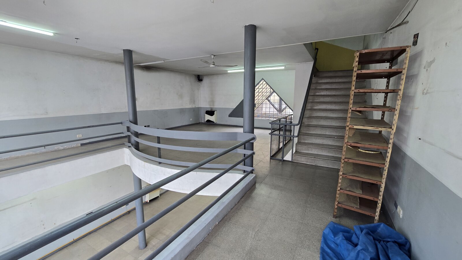 ALQUILER LOCAL DE 400 m² QUILMES CENTRO - 17