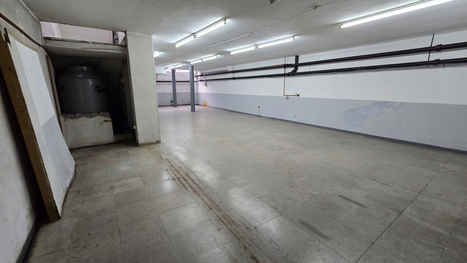 ALQUILER LOCAL DE 400 m² QUILMES CENTRO - 14