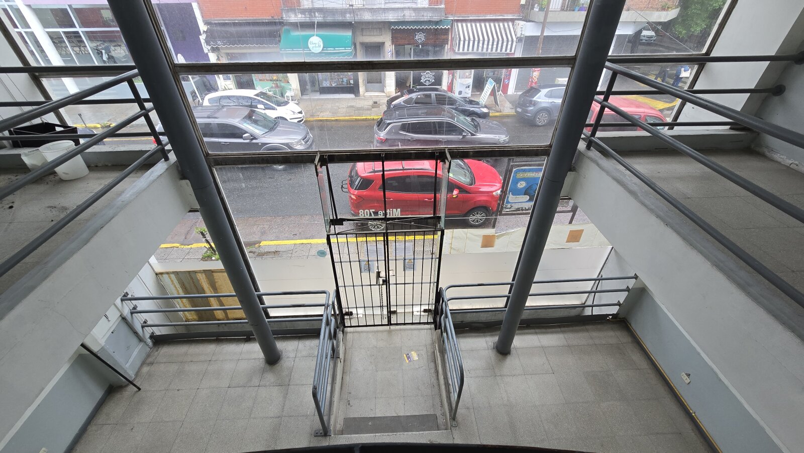 ALQUILER LOCAL DE 400 m² QUILMES CENTRO - 19