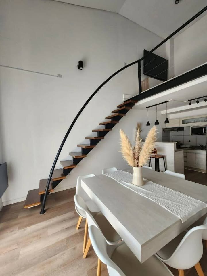 OPORTUNIDAD DUPLEX DE DISEÑO FRENTE A PLAZA JERONIMO DEL BARCO