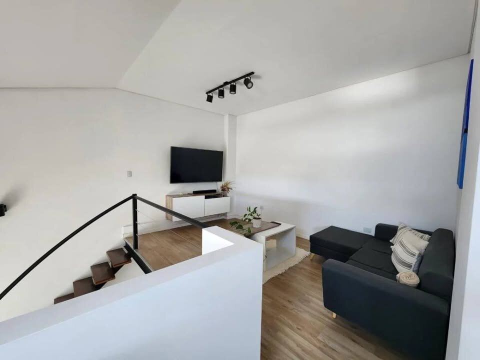 OPORTUNIDAD DUPLEX DE DISEÑO FRENTE A PLAZA JERONIMO DEL BARCO - Imagen 3