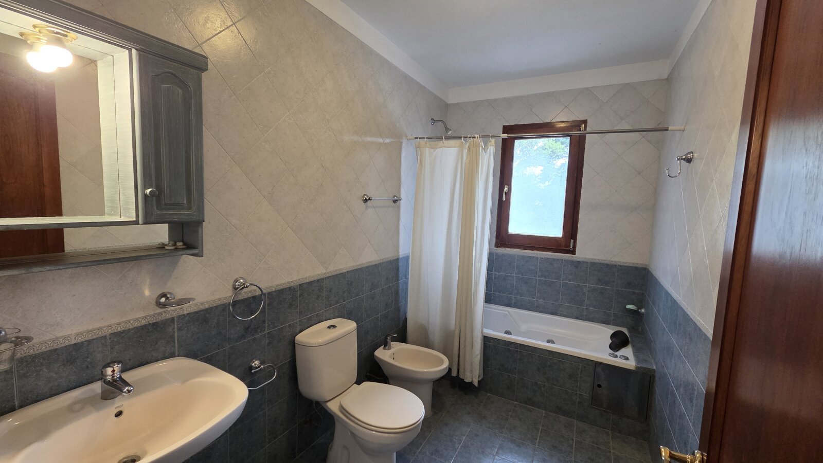 VENTA CASA BARRIO EL CARMEN EXCELENTE TERRENO - 23