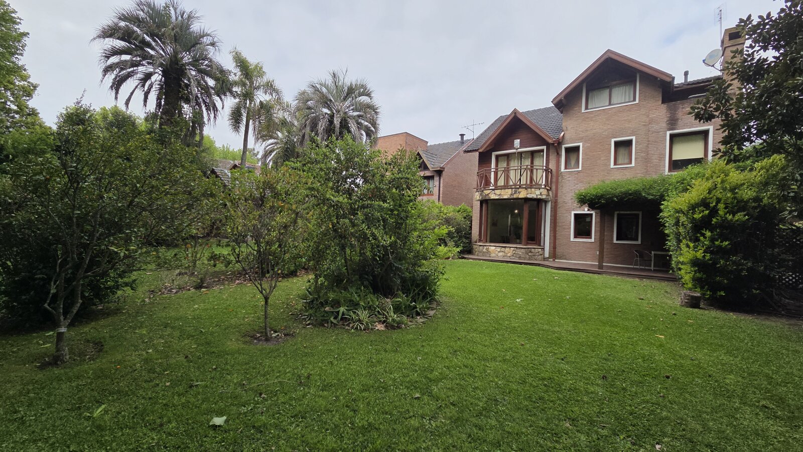 VENTA CASA BARRIO EL CARMEN EXCELENTE TERRENO - 68