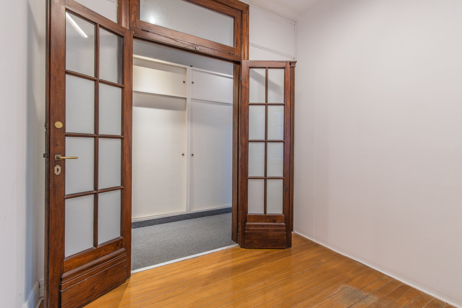 Venta. Oficina 9 ambientes. Plaza Roma. San Nicolás - 11