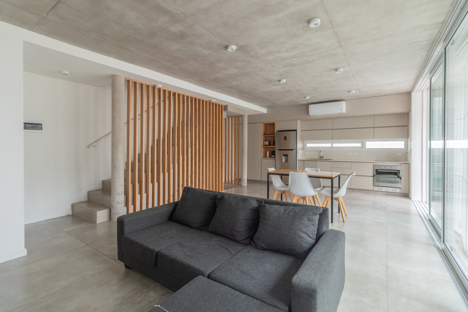 Venta. Casa 4 AMB. Parrilla. Patio. Terraza. Villa del Parque. - 5