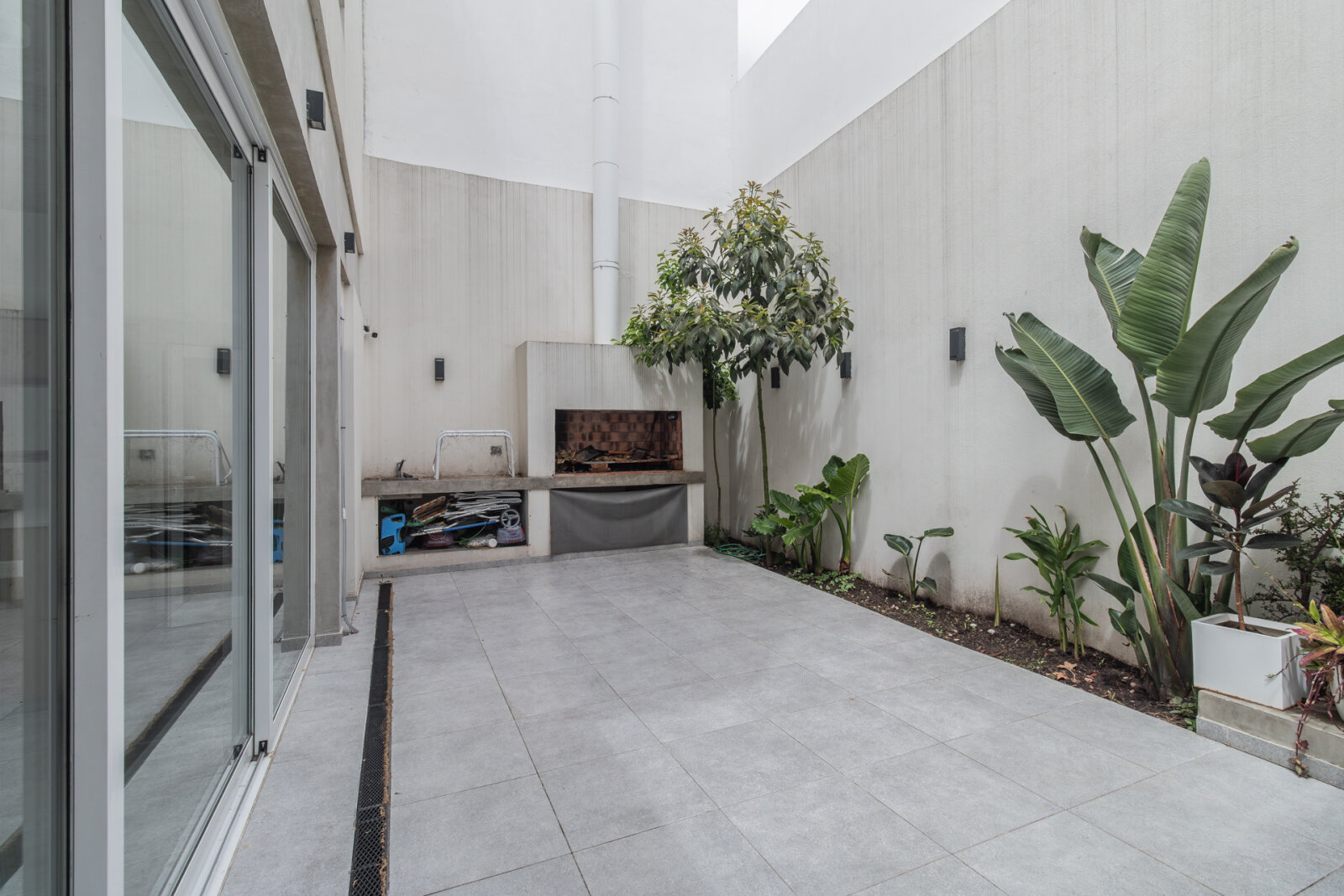 Venta. Casa 4 AMB. Parrilla. Patio. Terraza. Villa del Parque. - 2