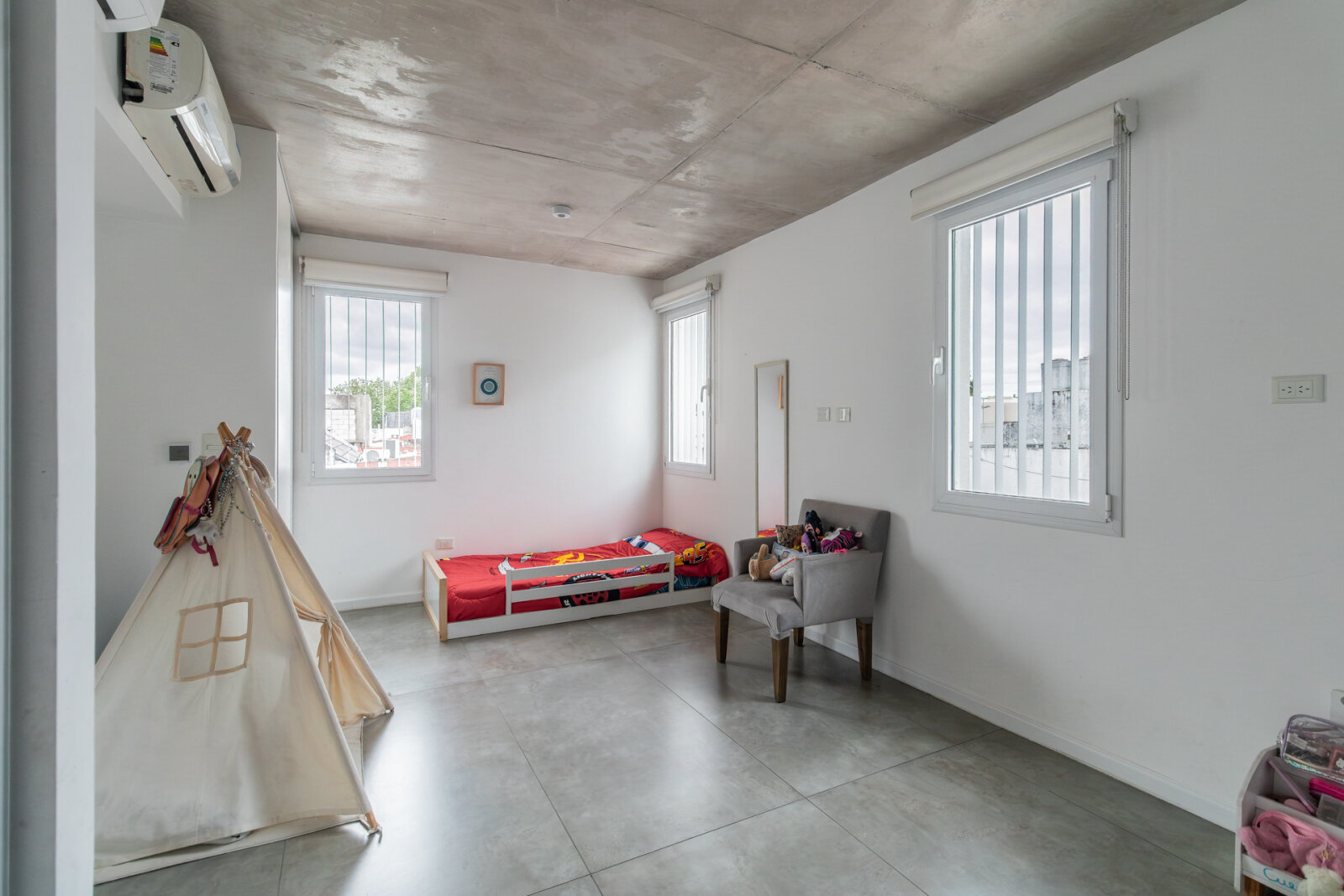 Venta. Casa 4 AMB. Parrilla. Patio. Terraza. Villa del Parque. - 19