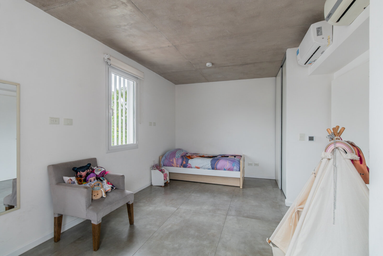 Venta. Casa 4 AMB. Parrilla. Patio. Terraza. Villa del Parque. - 20