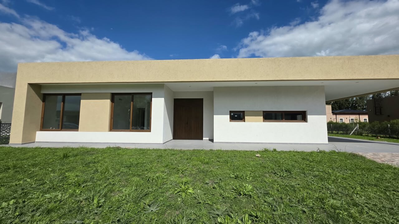 Casa en venta a estrenar en Fincas del Alba, Canning - 4 ambientes con pileta - Apta crédito — foto 3