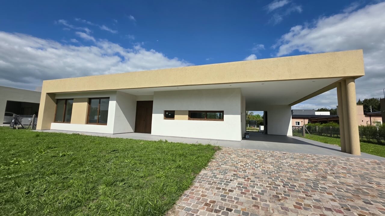 Casa en venta a estrenar en Fincas del Alba, Canning - 4 ambientes con pileta - Apta crédito — foto 4