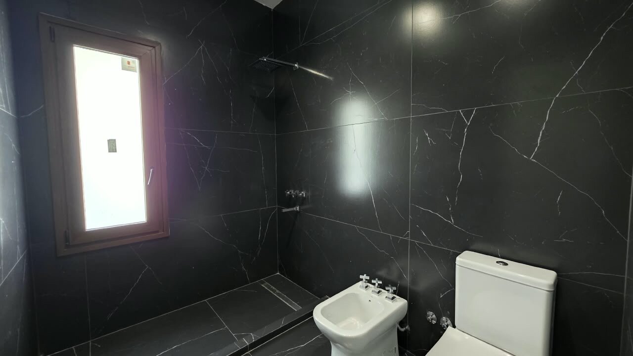 Casa en venta a estrenar en Fincas del Alba, Canning - 4 ambientes con pileta - Apta crédito - 45