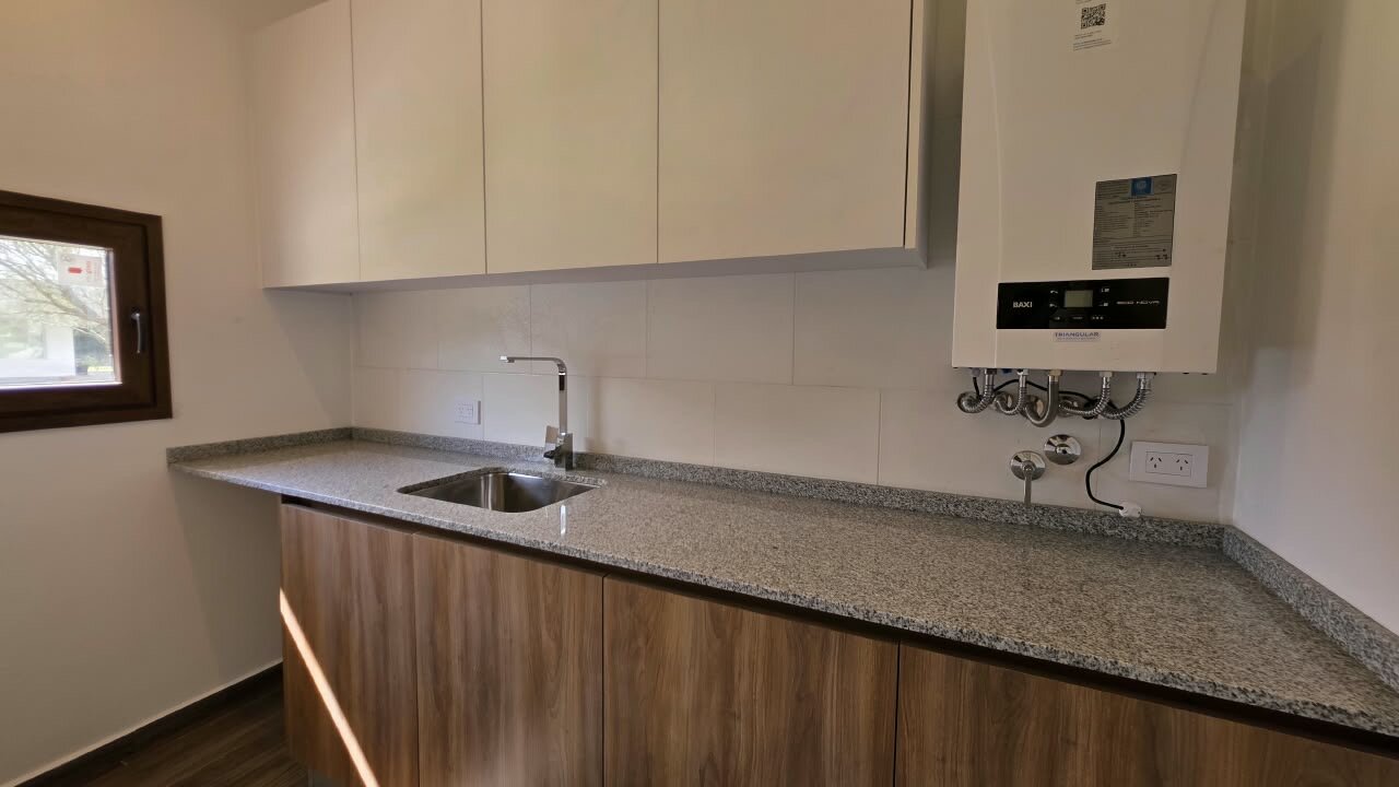 Casa en venta a estrenar en Fincas del Alba, Canning - 4 ambientes con pileta - Apta crédito - 35