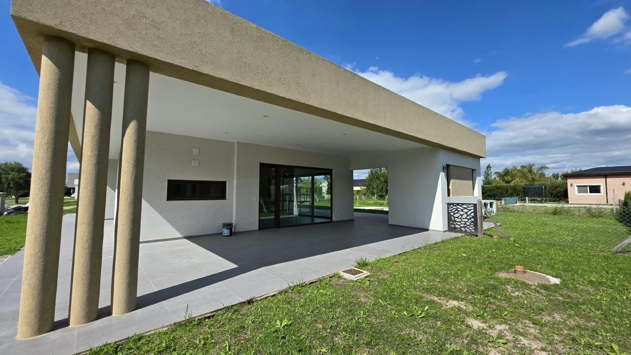 Casa en venta a estrenar en Fincas del Alba, Canning - 4 ambientes con pileta - Apta crédito — foto 7