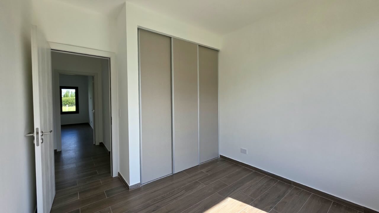 Casa en venta a estrenar en Fincas del Alba, Canning - 4 ambientes con pileta - Apta crédito - 42