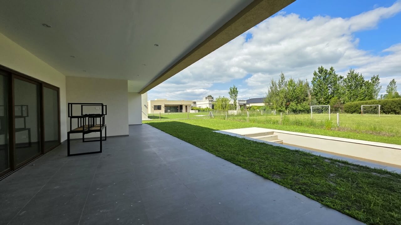 Casa en venta a estrenar en Fincas del Alba, Canning - 4 ambientes con pileta - Apta crédito — foto 9