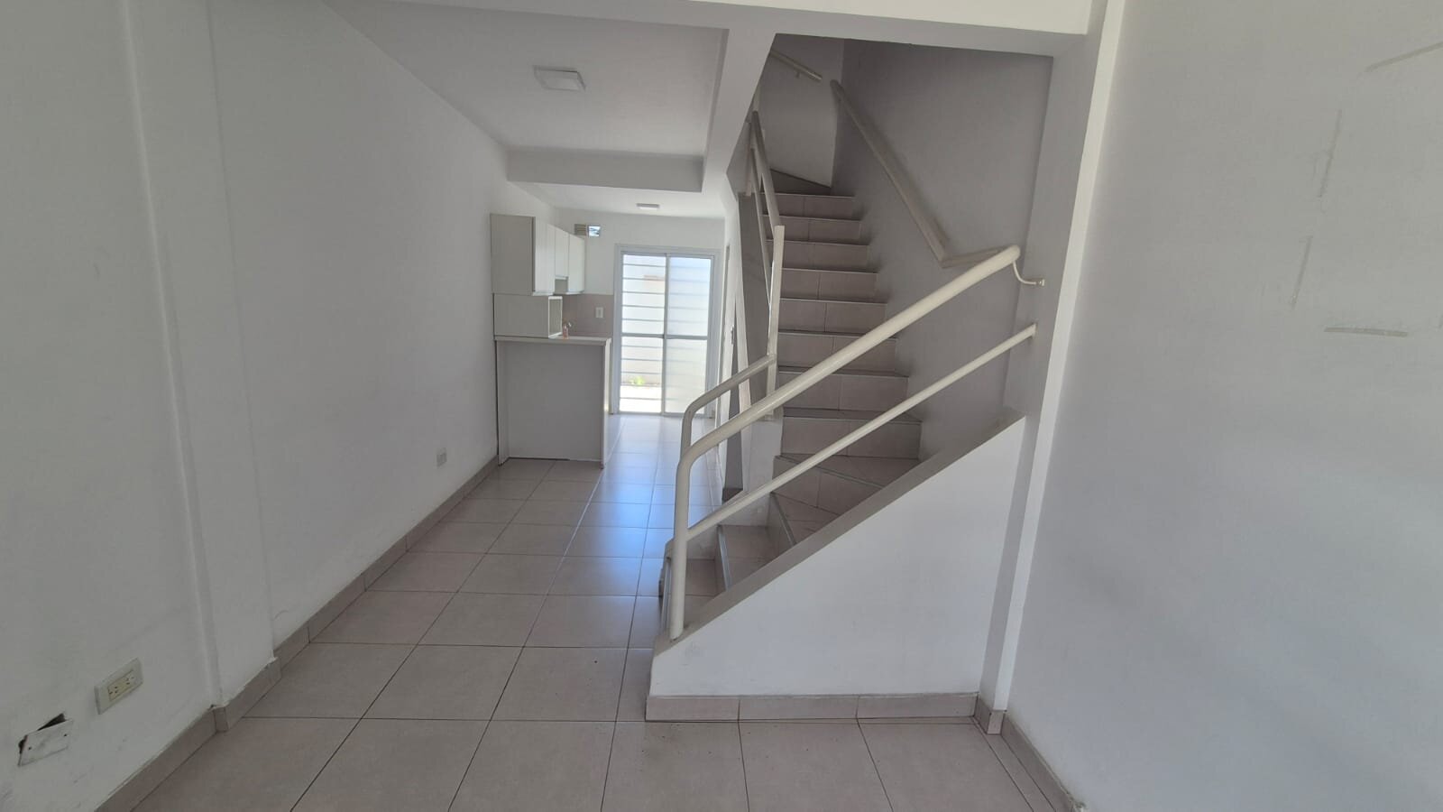 ALQUILER DE DEPARTAMENTO 2 AMBIENTES CON COCHERA — foto 5
