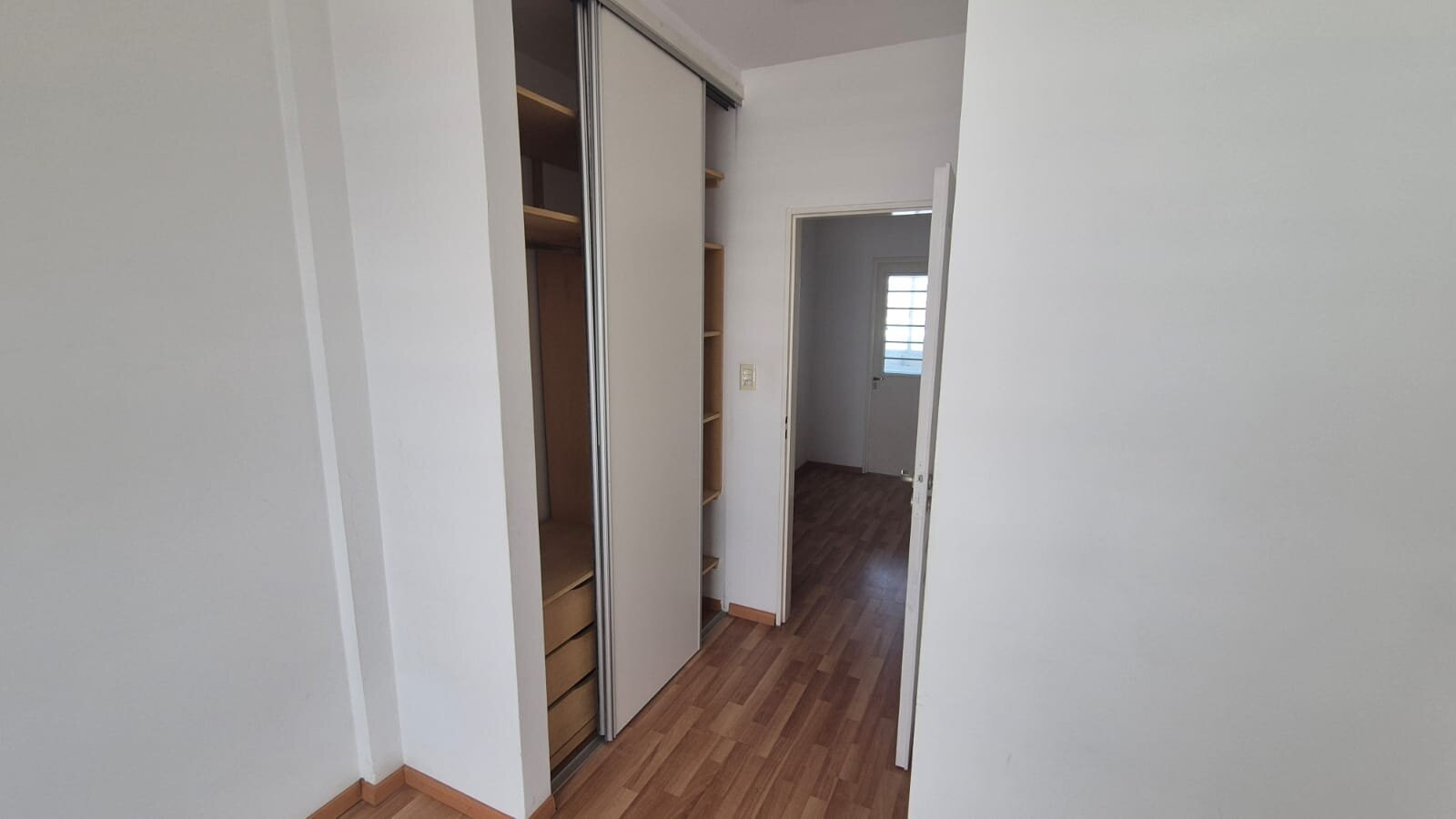 ALQUILER DE DEPARTAMENTO 2 AMBIENTES CON COCHERA — foto 9