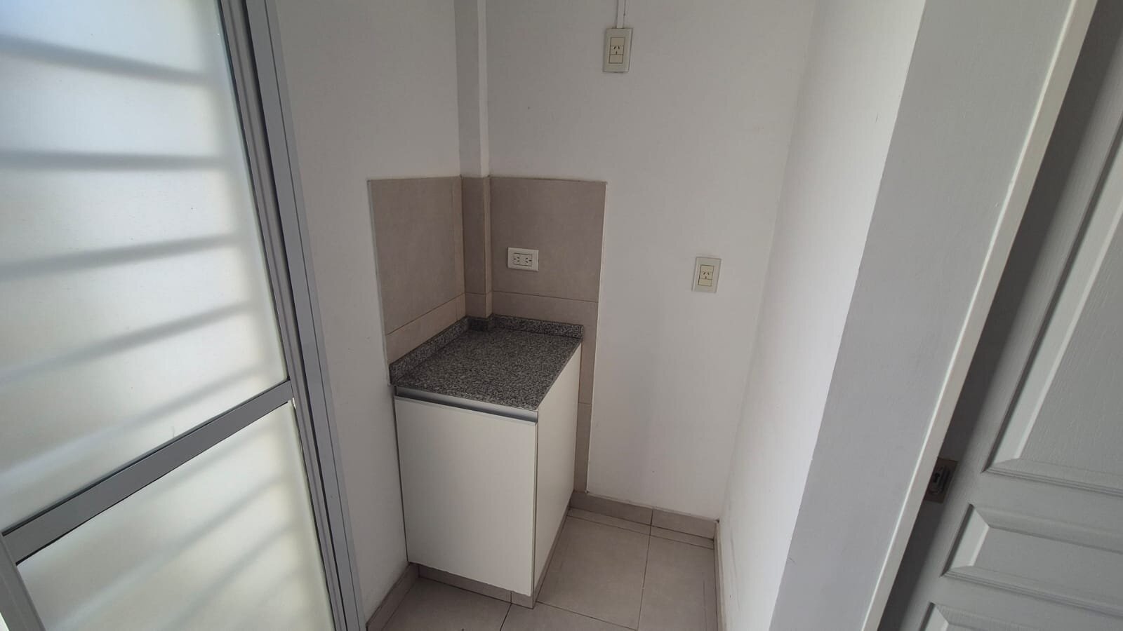 ALQUILER DE DEPARTAMENTO 2 AMBIENTES CON COCHERA — foto 14