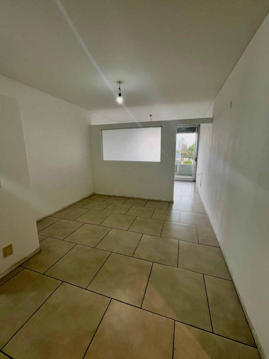 Monoambiente - Av. Francia 1262 - 7