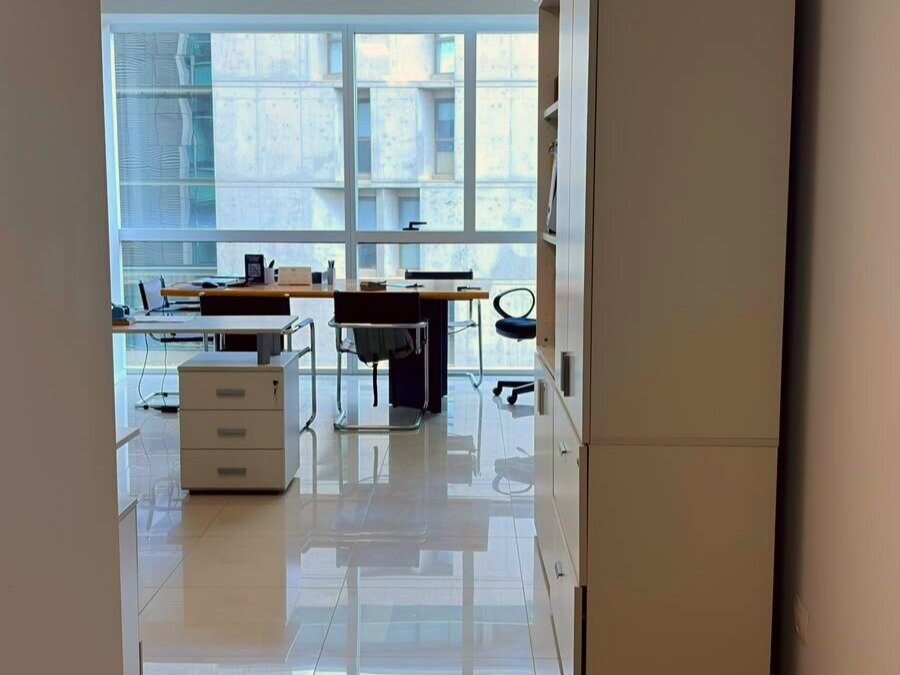 Alquiler Oficina en Edificio Alto Buro — foto 3